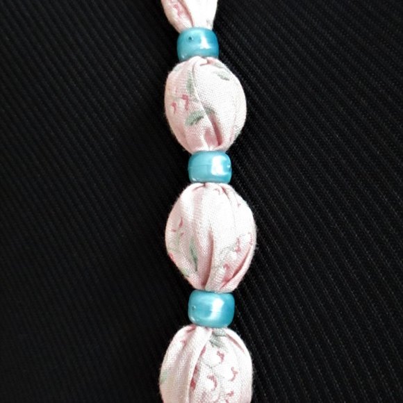 Unique Necklace - Picture 3 of 4